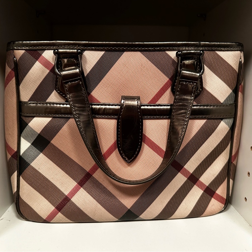 Vintage Burberry handbag